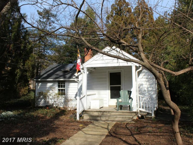 Charming  1 br. cottage in Bethesda
