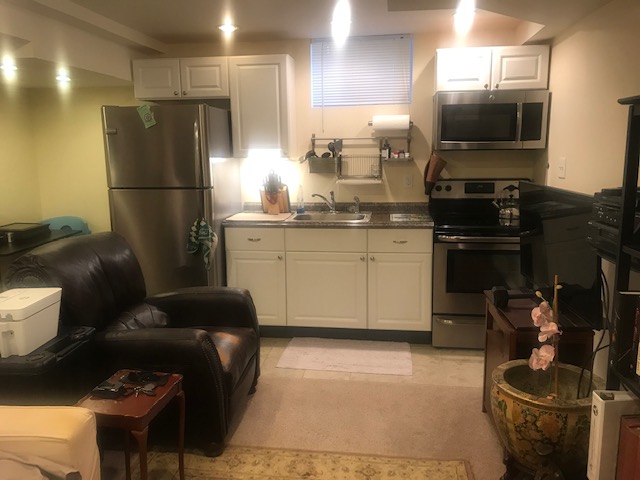 dining room/kitchen area