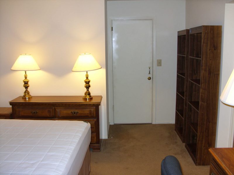 Furnished Master Bedroom ($890) with private bathroom, 2 LARGE closets (1 walk-in & 1 long closet), MetroBus/Rail to NIH, WiFi_CATV in bedroom;  also Furnished Medium Bedroom ($725)