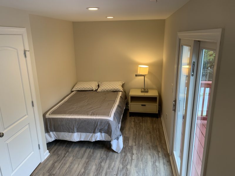 $1,200 Post BACHS 👍🏽 Available 1 July 2025.  Furnished Room (Very Clean) available in a Rockville Townhome with 3 adult professionals. Deposit->$1000.