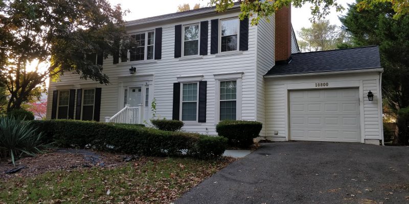 Gaithersburg Large Home with 4 BR and 2.5 BA for an Outdoorsy Family Looking for a Scenic and Safe Neighborhood
