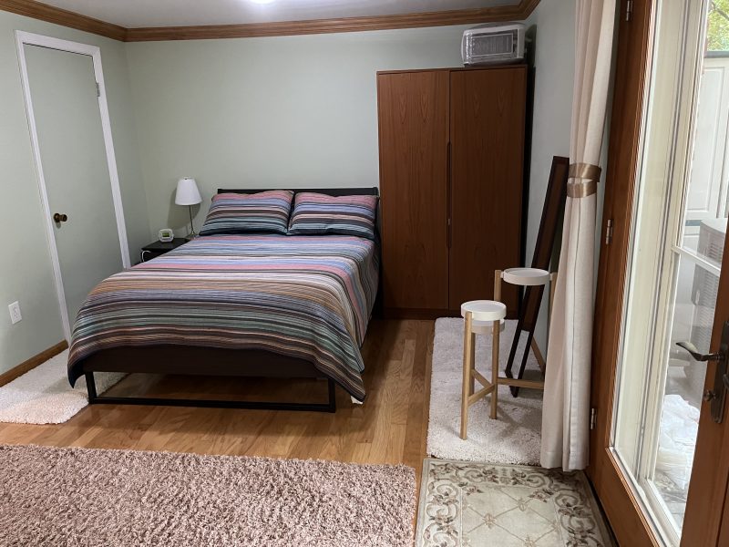 Fully furnished basement for Rent with private bathroom $1100 (Twinbrook). Available Now 2023.