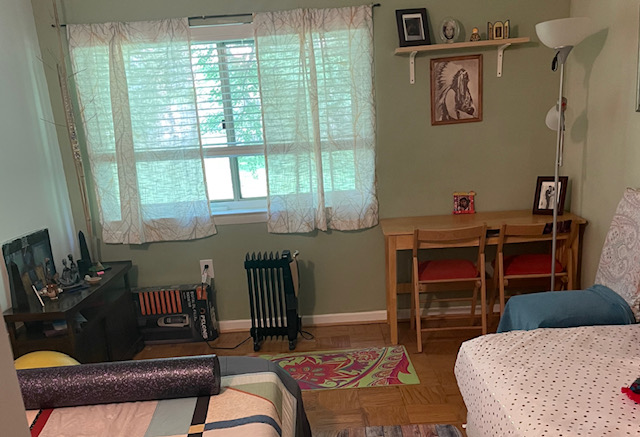 Furnished master bedroom with private bath in North Bethesda $875/month