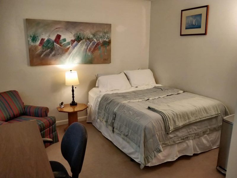 Furnished room 15-min bus ride or 11-minute drive to NIH