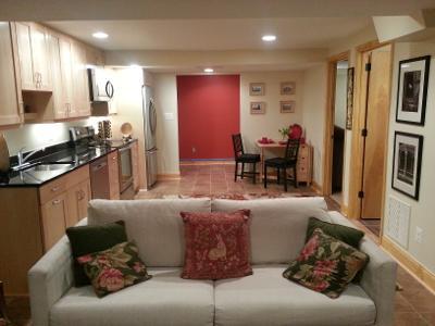 PREMIER LOCATION Bethesda 2 bedroom basement apartment 6/1/25