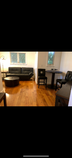 2 Bed, 1 Bath, Full Kitchen, Washer Dryer
