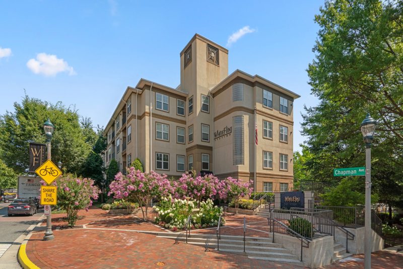 2 Bedroom Condo For Sale- 10 minutes from NIH
