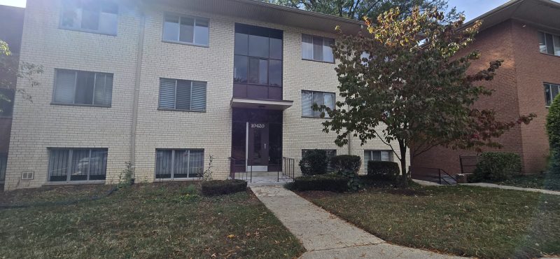 Short term rental-2 bdr condo, at Grovesnor metro station Short term rental-2 bdr condo, at Grovesnor metro station