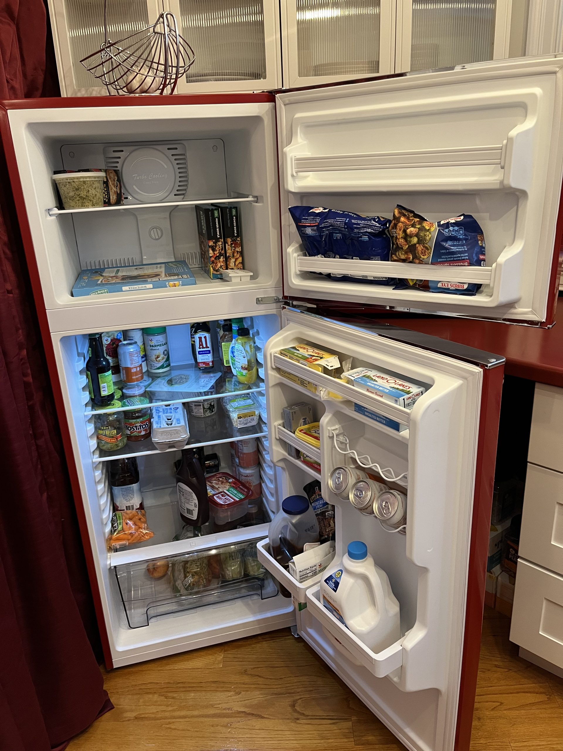 medium sized fridge/freezer, all to yourself medium sized fridge/freezer, all to yourself